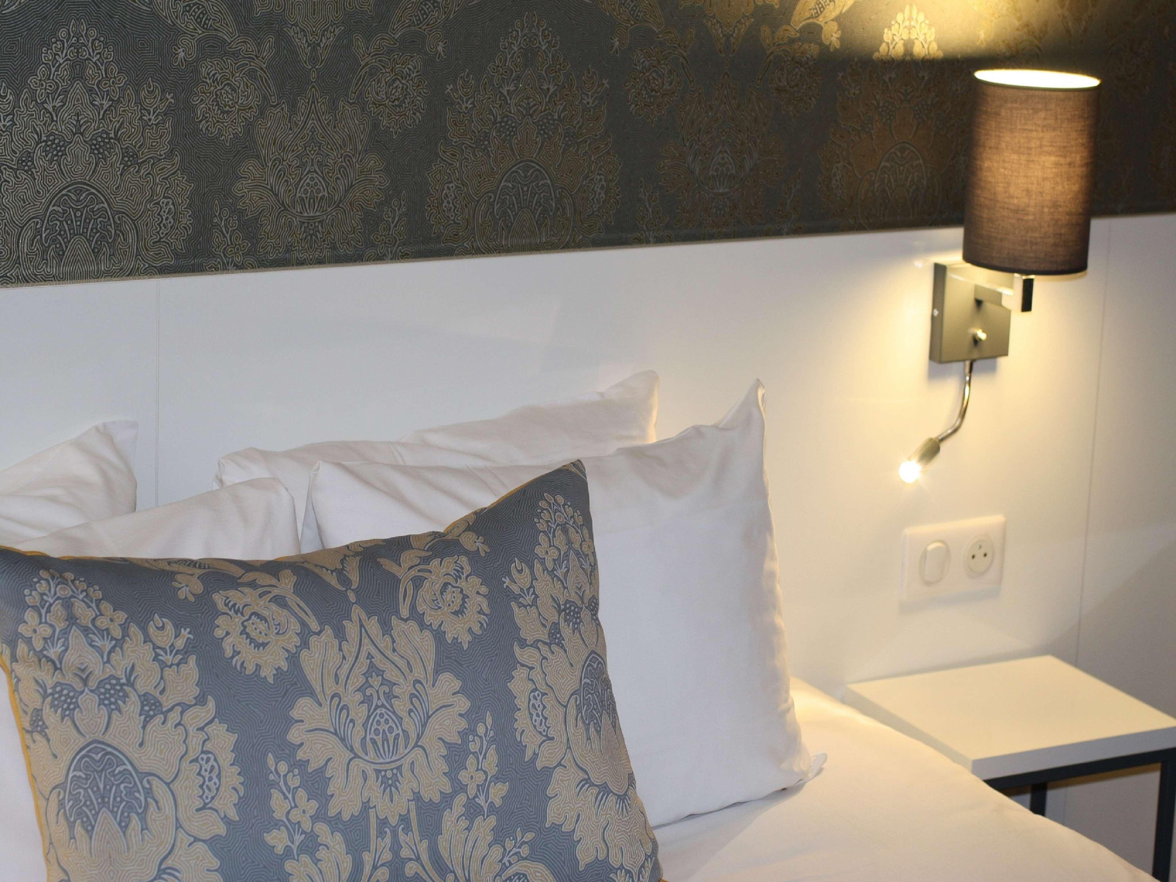 Hotel Kyriad Tours St Pierre Des Corps Gare Сен-Пьер-Де-Кор Экстерьер фото
