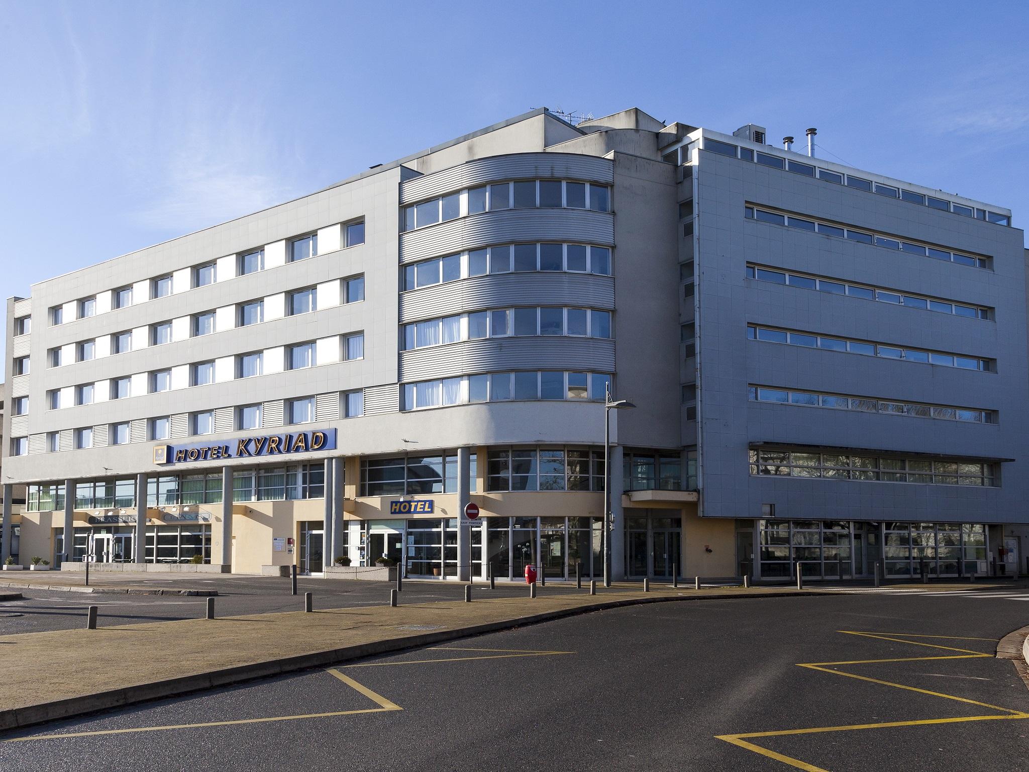 Hotel Kyriad Tours St Pierre Des Corps Gare Сен-Пьер-Де-Кор Экстерьер фото