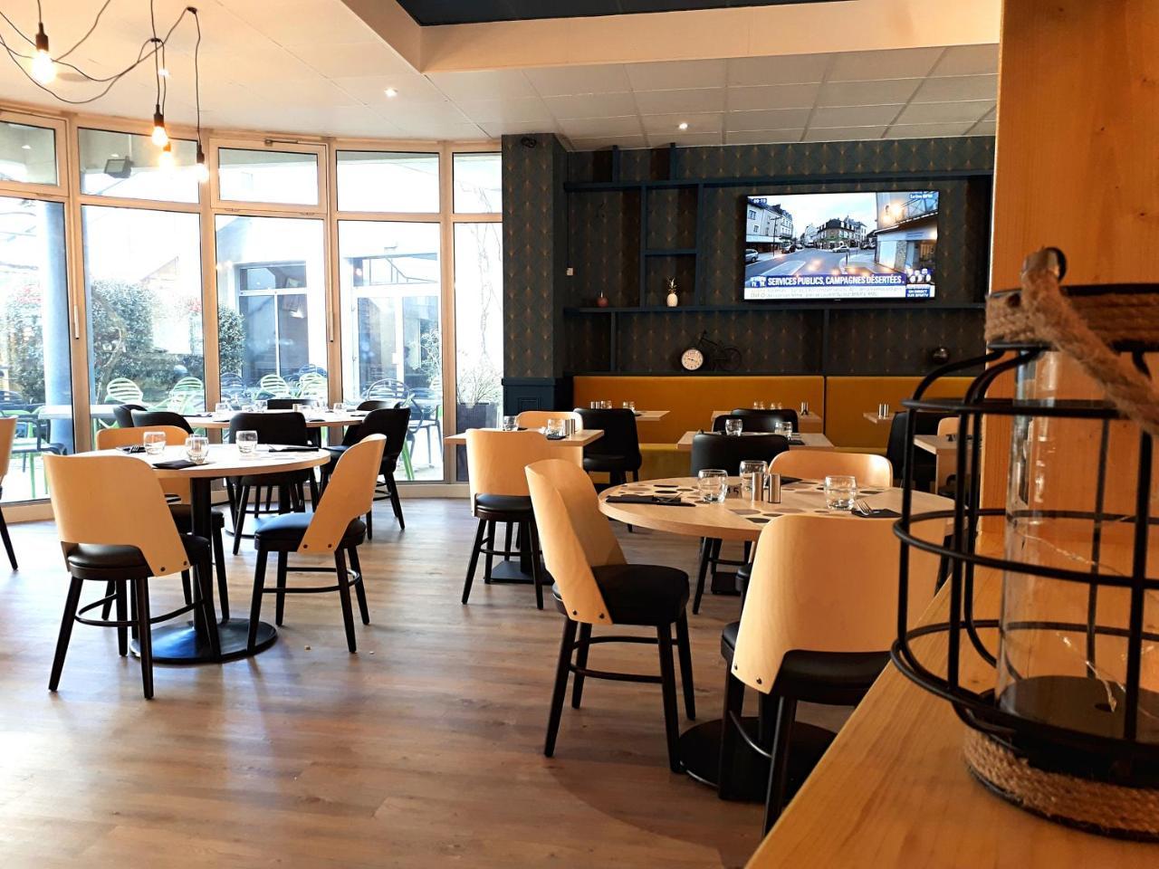 Hotel Kyriad Tours St Pierre Des Corps Gare Сен-Пьер-Де-Кор Экстерьер фото